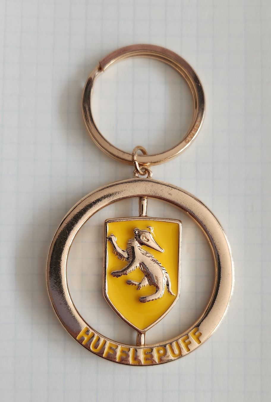 Schlüsselanhänger & - bänder: Harry Potter Schlüsselanhänger "Hufflepuff" – Gebraucht aus Zürich von El17an