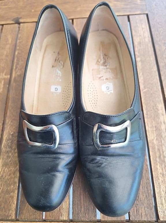 Scarpe da donna: Bally-Trachtenschuhe – Usato da Recherswil venduto da Masta5
