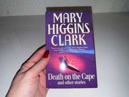 NOVEL: Mary Higgins Clark, Death on the cape