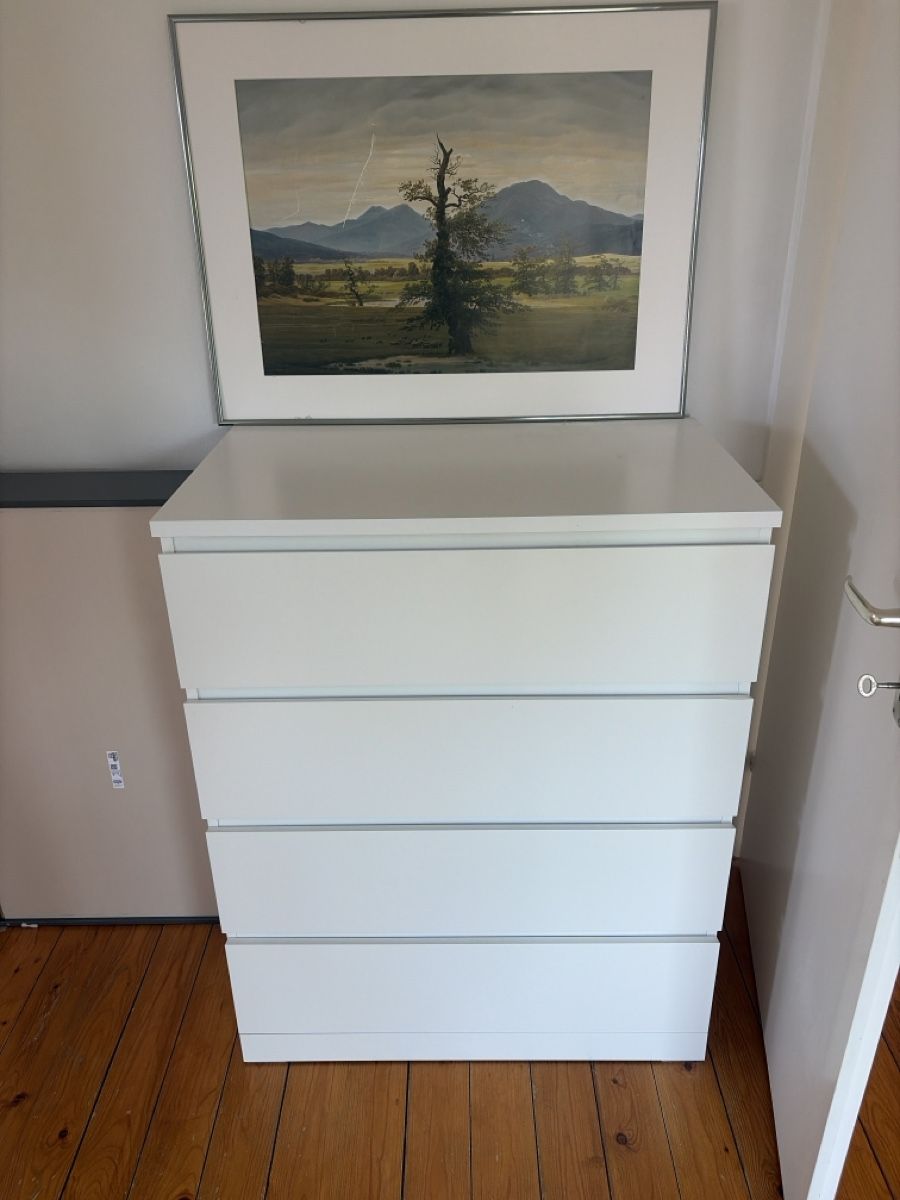 Ikea Cassettiere: Ikea Malm Kommode (4 Schubladen) zu verschenken – Usato da Thalwil venduto da marcel_geb 1