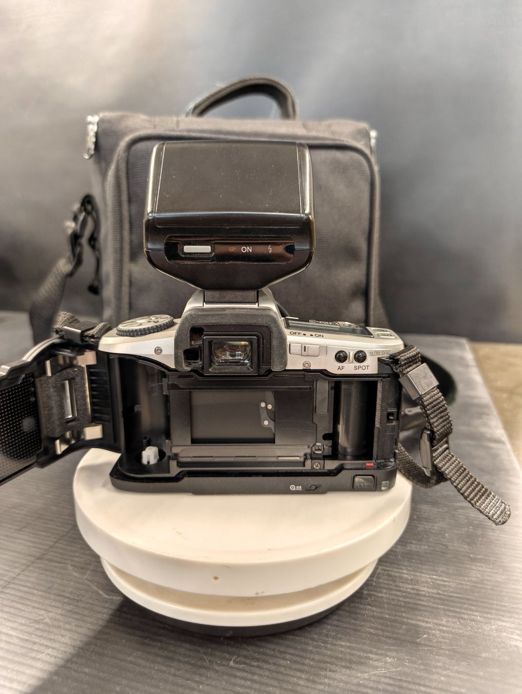 Minolta Fotocamera: Minolta Dynax 5 mit Zubehör – Usato da Basel venduto da bk_brockibasel 4