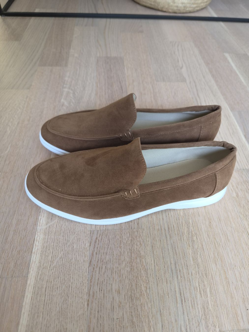 Chaussures hommes: Loafer / Slipper braun Gr. 44 – D'occasion à Goldach par Napoleon_1992 1