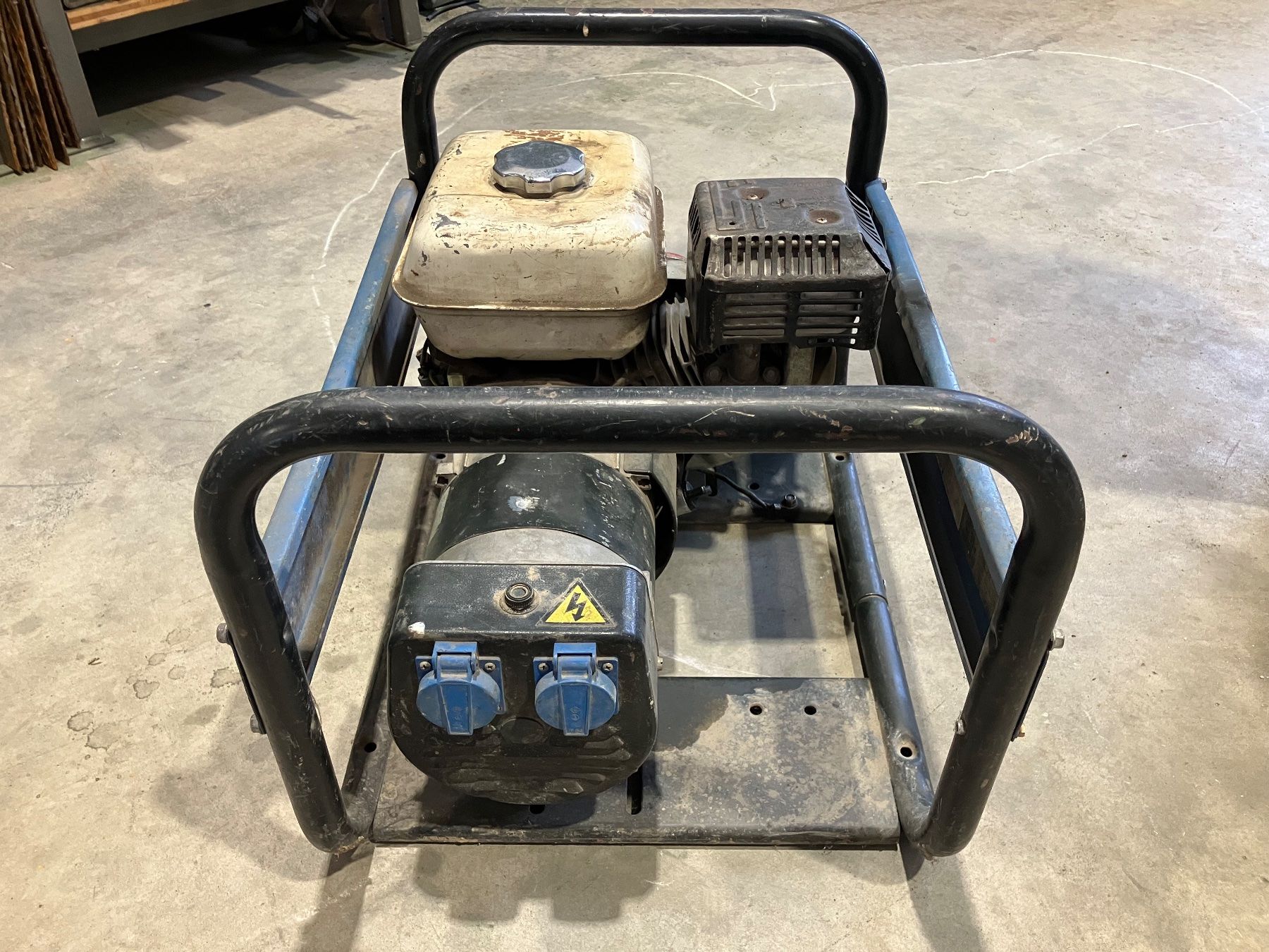 Generatori di corrente: Stromgenerator SDMO HX 2500 – Usato da Grosswangen venduto da werkstatt6022 1