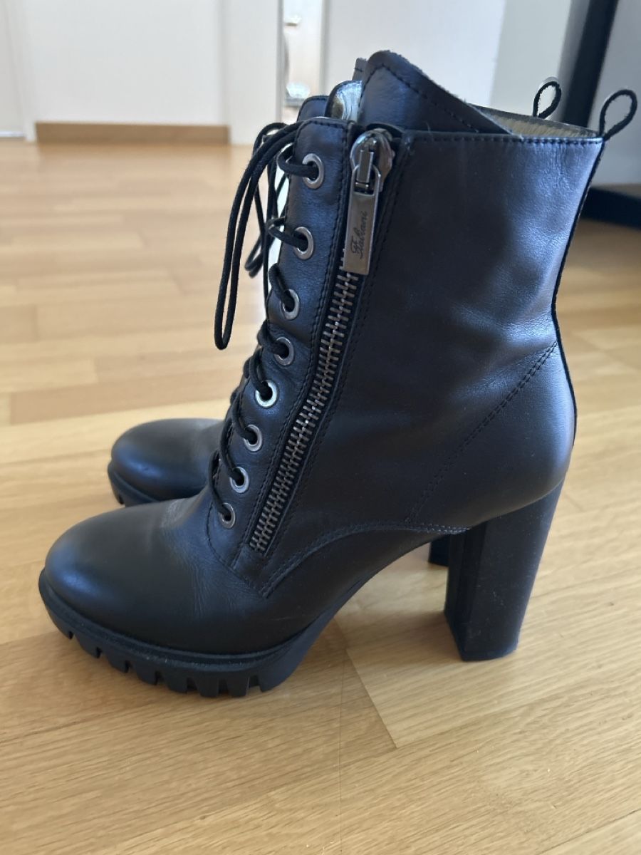 Scarpe da donna: Fabiani Stiefeletten, Gr. 40 – Nuovo (secondo la descrizione) da Wallisellen. venduto da Raccoon31 1