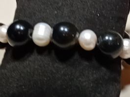 armband mit süsswasserperlen und obsydian