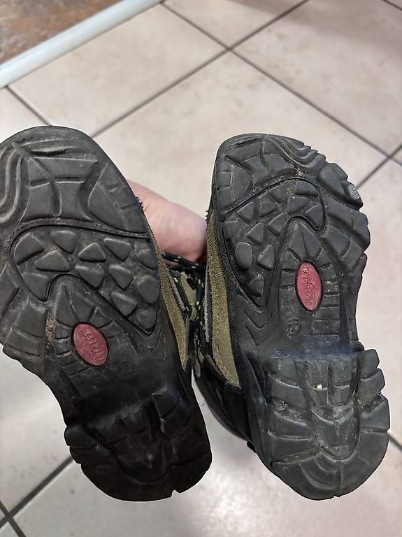Scarpe per ragazzi: Wanderschuhe Grösse 27 – Usato da Langenbruck venduto da Marve01 2