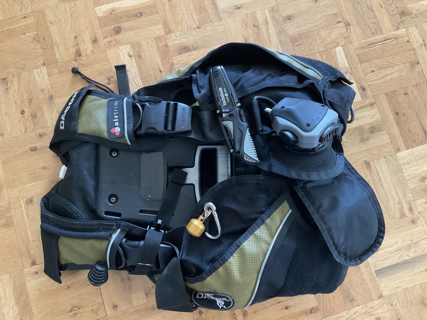 Mute per immersioni: Taucher Jackett – Usato da Zürich venduto da Luciateresa 3