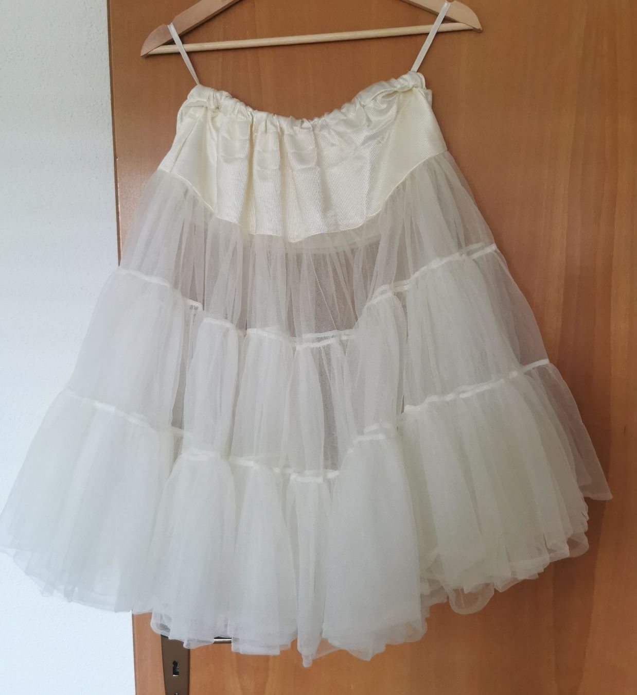Gonne: Petticoat Unterrock – Usato da Erlinsbach SO venduto da Challenger604
