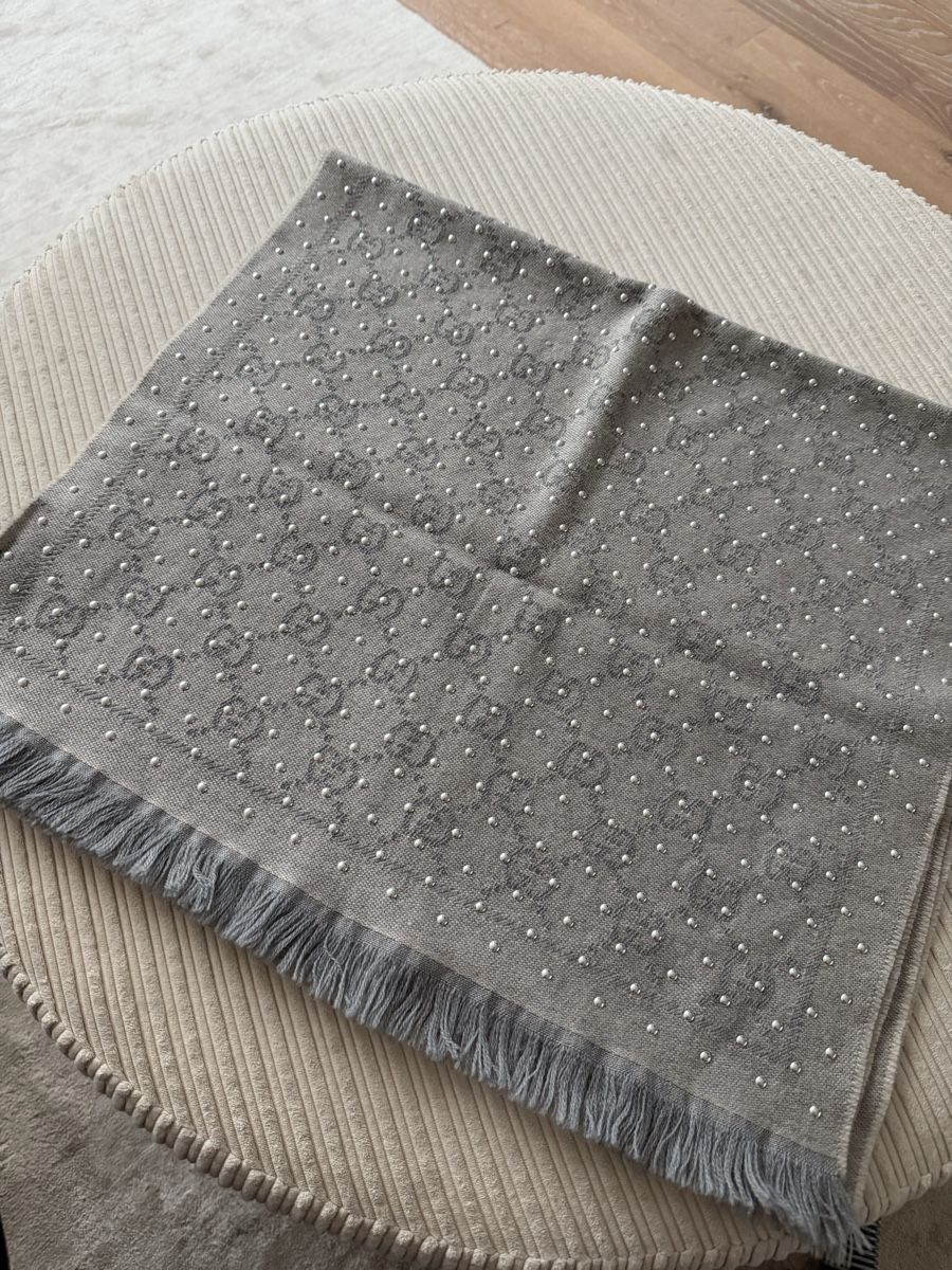 Gucci Foulards & écharpes: Gucci Schal – D'occasion à Birmensdorf ZH par lakii338