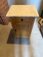Antike Holz-Nachttische mit Marmorplatte, Vintage!
