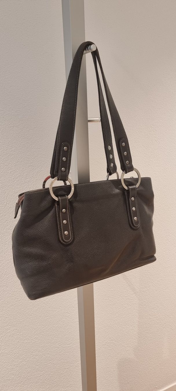 Navyboot Taschen für Damen: Navyboot Leder Umhängetasche – Gebraucht aus Dielsdorf von meret07 1