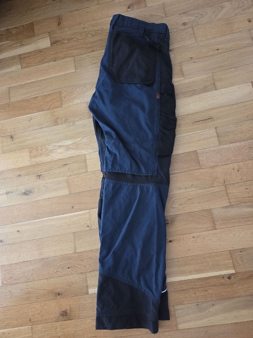 Snickers Pantaloni: Pantalon de travail – Usato da Yverdon-les-Bains venduto da Carmelo85 2
