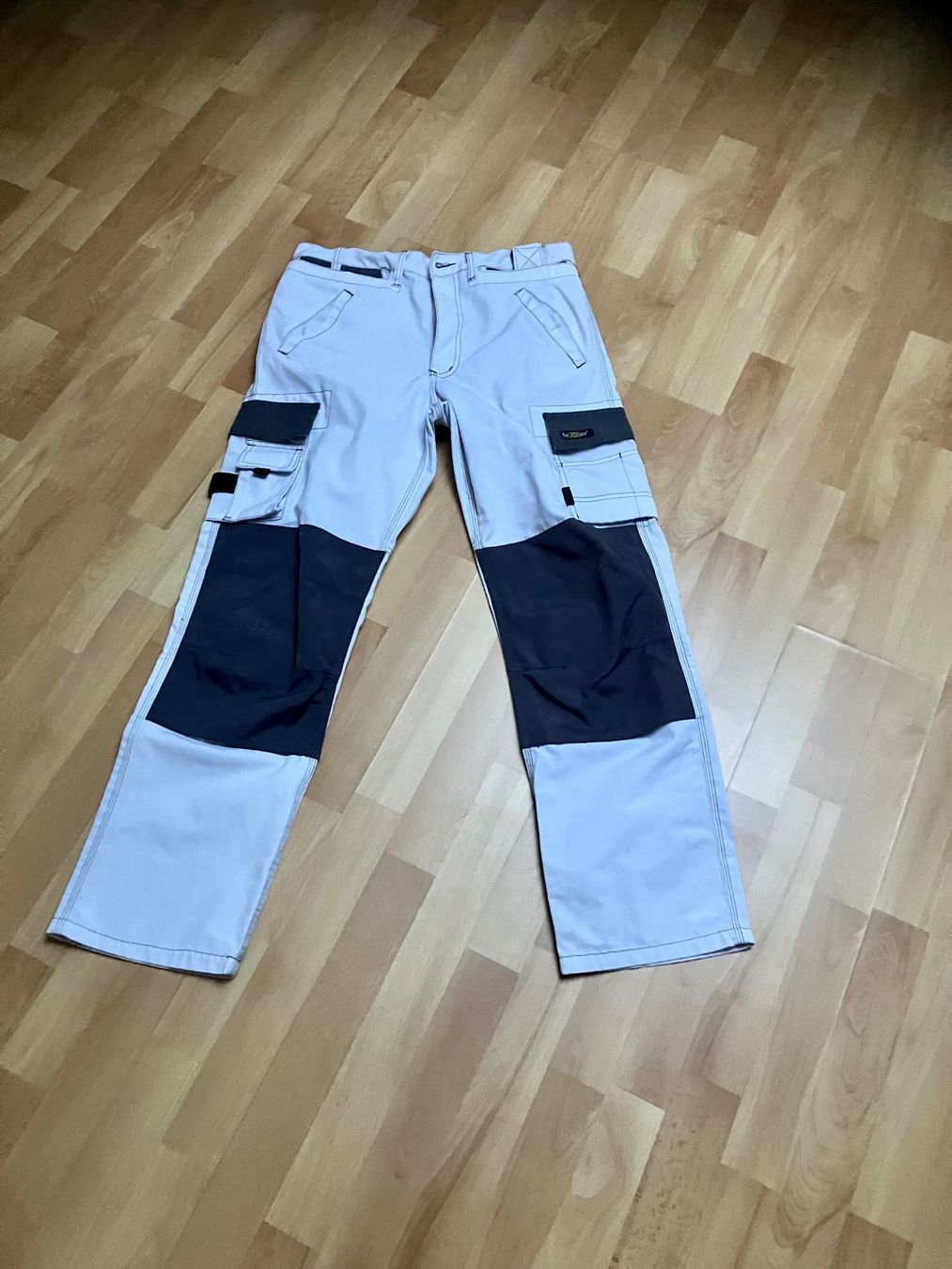 Completi: Arbeitskleidung Jacke und Hose – Usato da Bettwiesen venduto da Zustand57 4