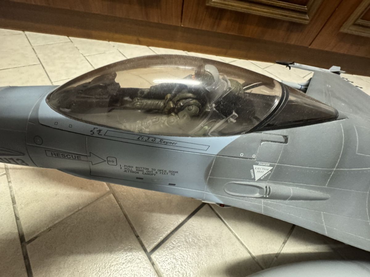 Kits de montage: Elite Force F-16C – D'occasion à Wil SG par Wizard5 3