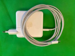 Original Apple USB-C Ladegerät 61W