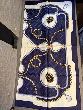 Carré de soie Cartier Must de Cartier Paris marine 90x90cm