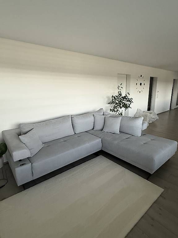 Divani: Ecksofa Heaven mit elektrischer Liegefunktion – Usato da Schaffhausen venduto da fun_r7n7