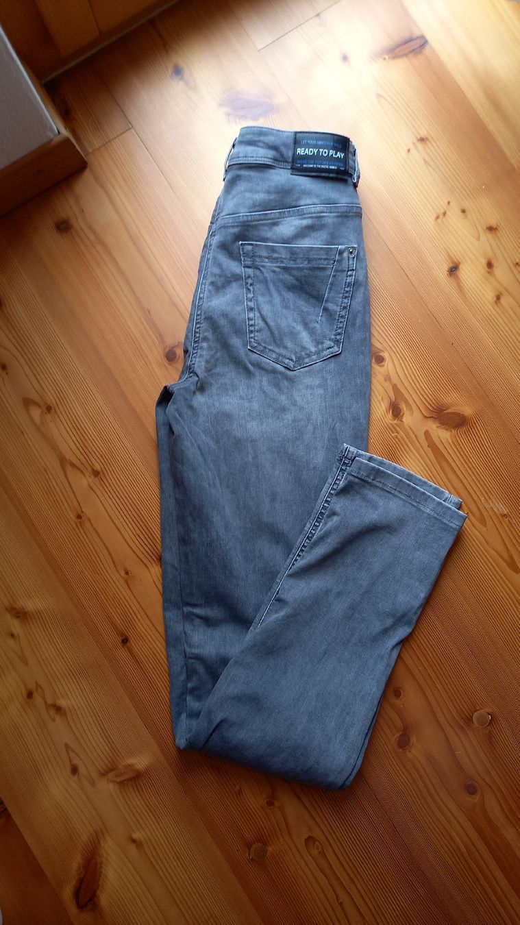 Cecil Jeans: CECIL Jeans Damen grau Grösse 29 – Gebraucht aus St. Gallen von Otterndorf 1