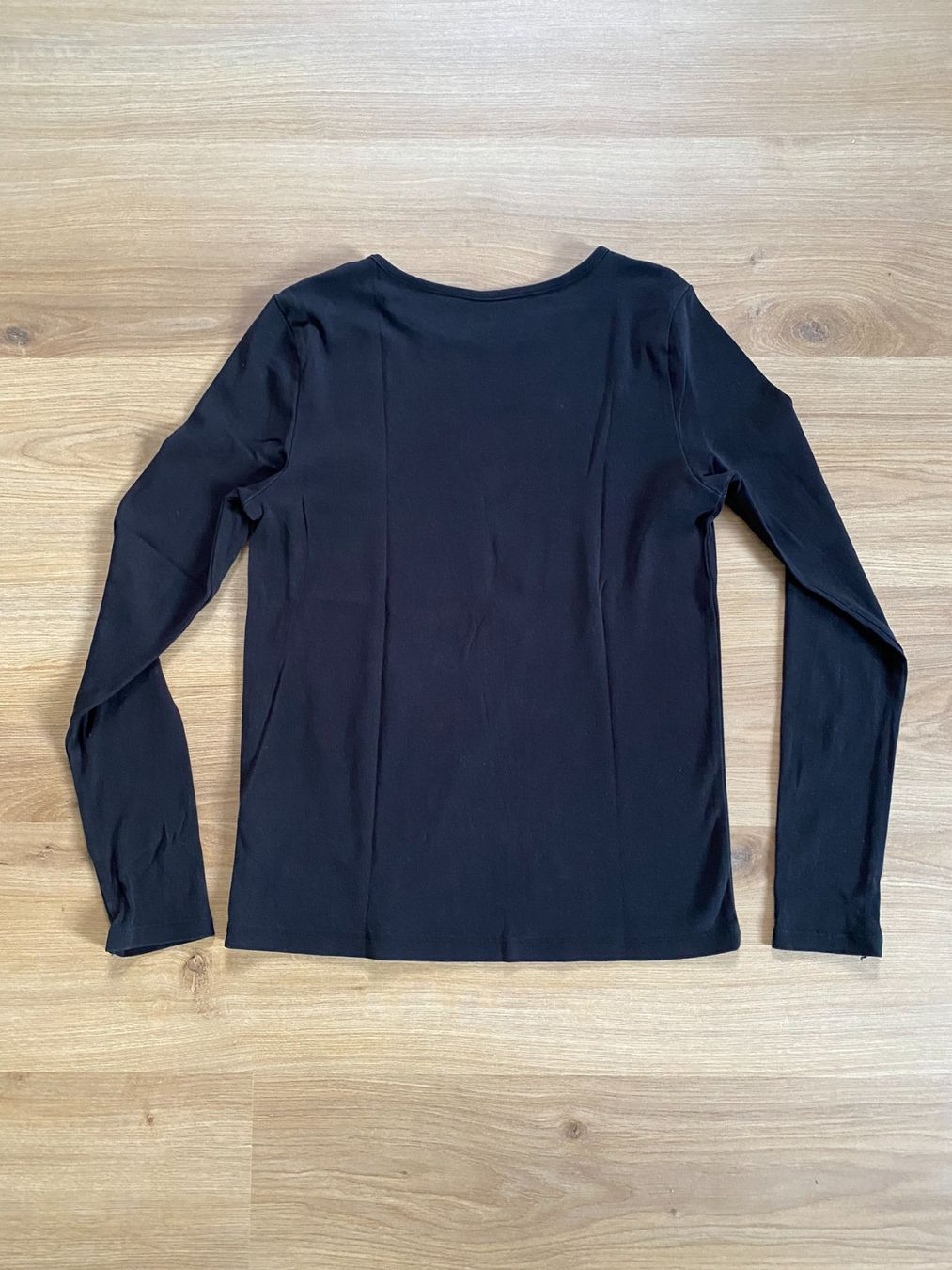 H&M Pullover & Sweatshirts: Pull fin noir uni – Gebraucht aus Delémont von elena_neuhaus 1