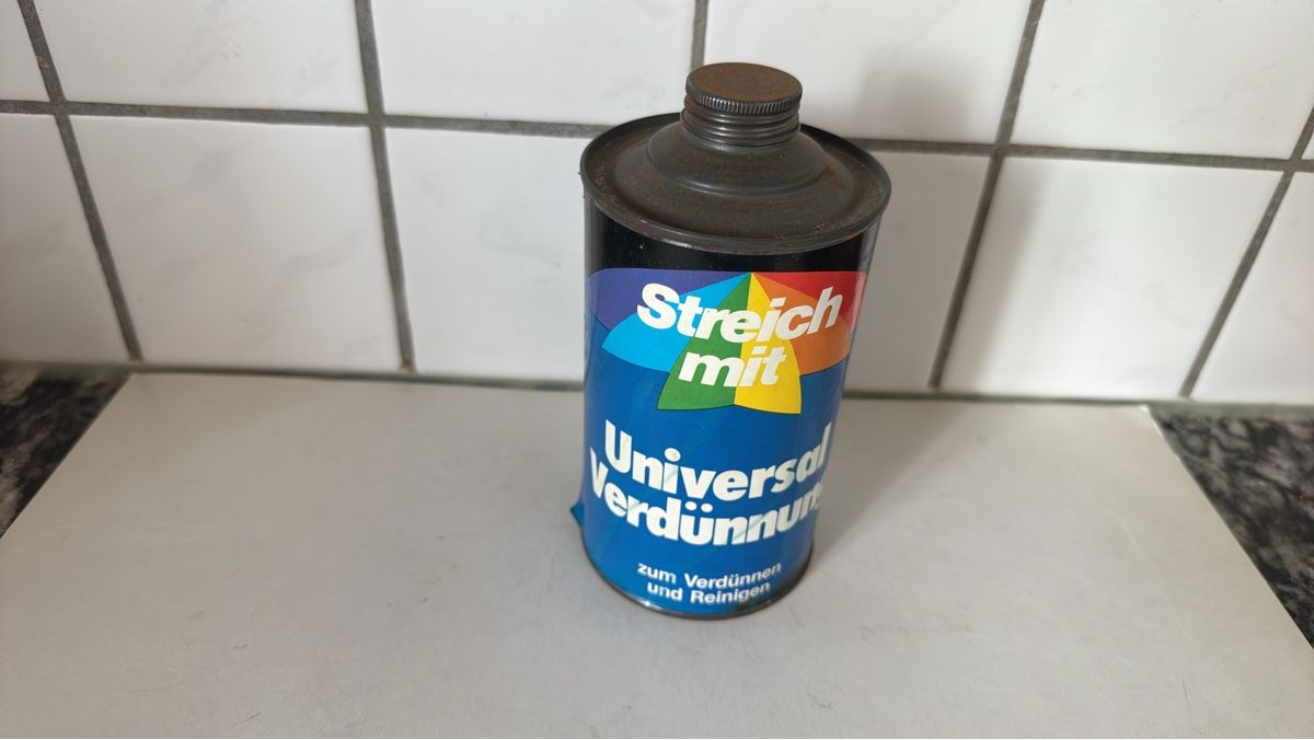 Schweizer Armee Accessori per altri veicoli: Streich mit Universal Verdünnung Dose alt – Usato da Mellingen venduto da Wupper