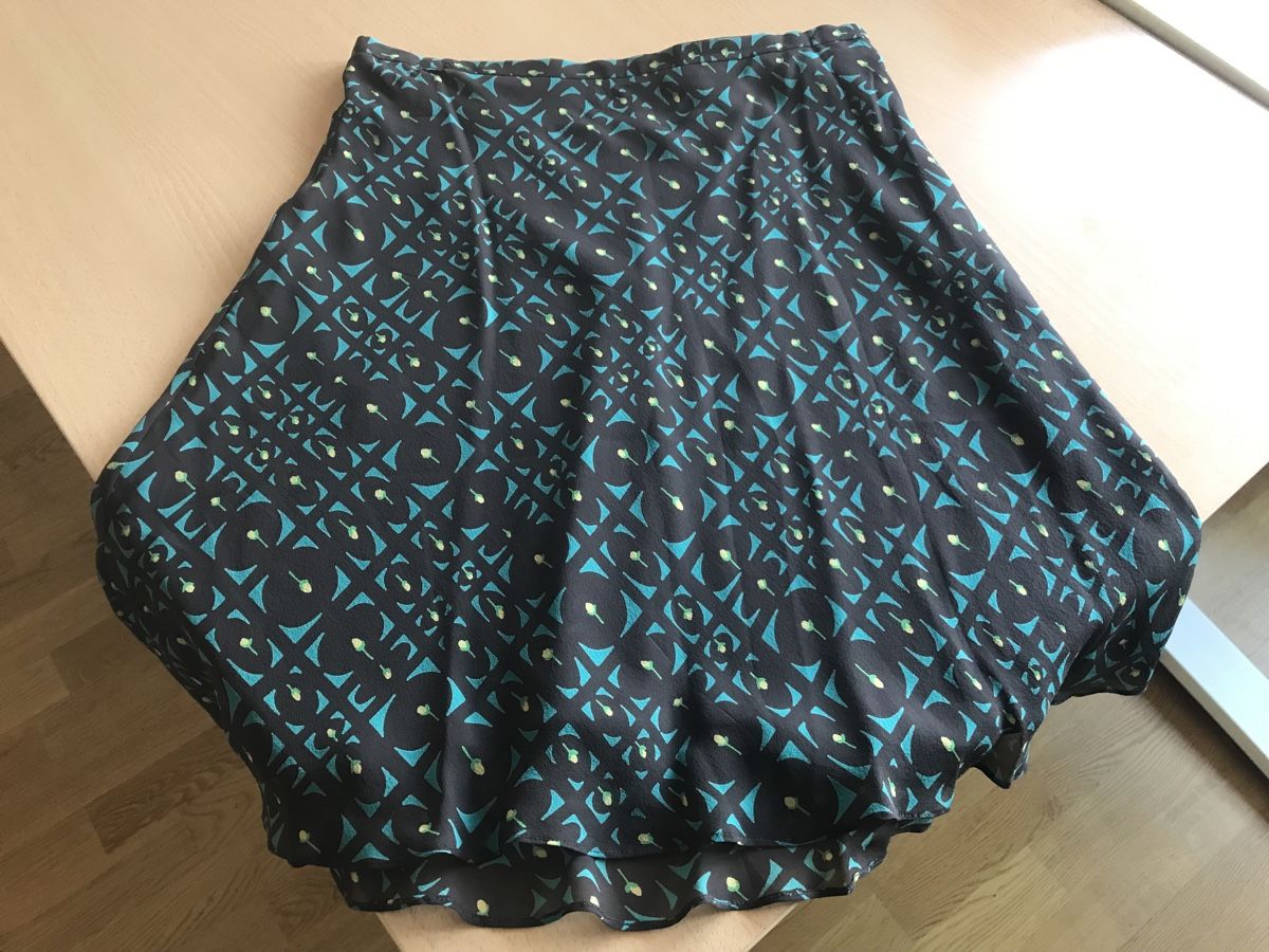 Cacharel Röcke: Jupe CACHAREL,  100% soie, doublée, taille 38 – Neu (gemäss Beschreibung) aus Morges von sandy069 2