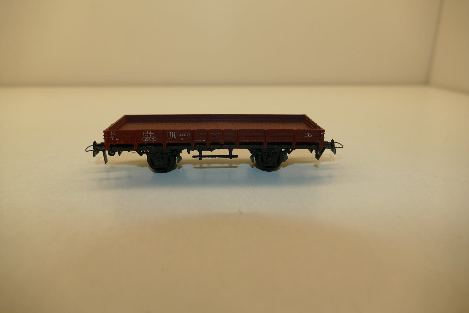 Piko Modellini di ferrovie: Piko H0: DR Flachwagen – Nuovo (secondo la descrizione) da Niederhasli venduto da rail-duerst 1