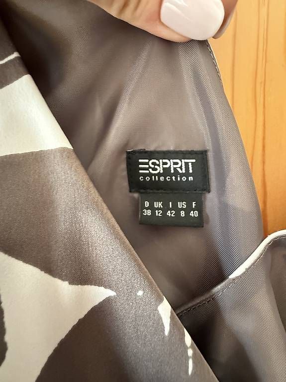 Esprit Kleider: Kleid Esprit – Neu und originalverpackt aus Vaduz von Christina_97 1