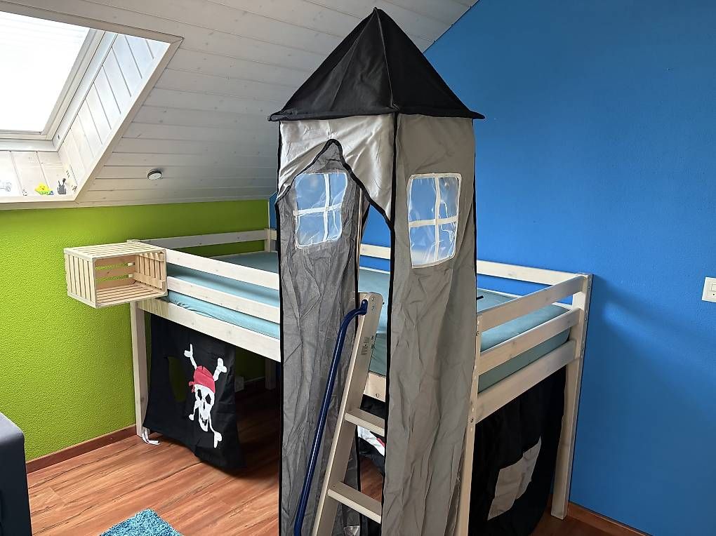 Betten: Lit 90x200 – Gebraucht aus Châbles FR von Loi_l65r 2