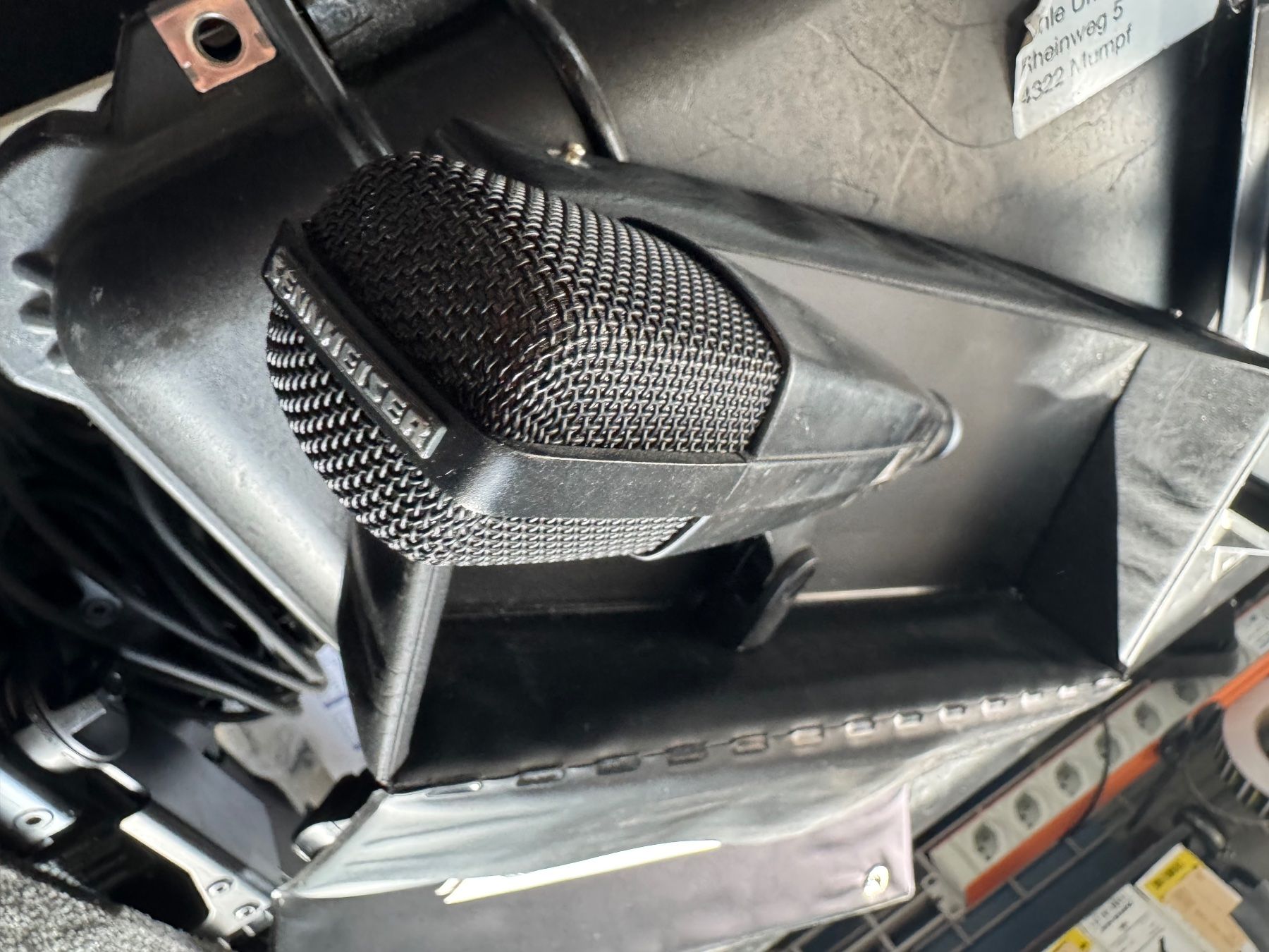 Sennheiser Microfoni: Sennheiser MD421 – Usato da Eiken venduto da Skylight