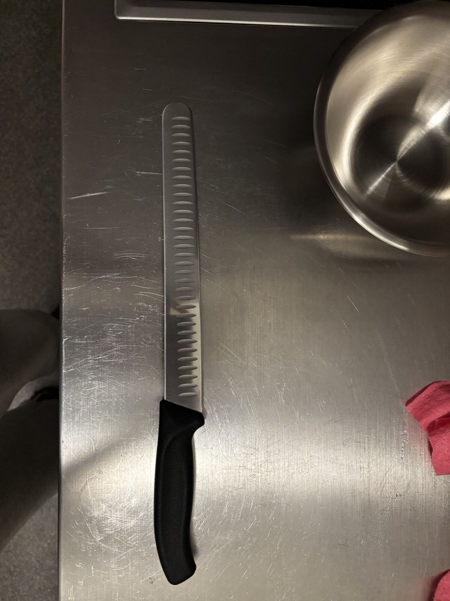 Victorinox Coltelli da cucina: Victorinox Schinkenmesser – Usato da Bern venduto da raupenimmersatt