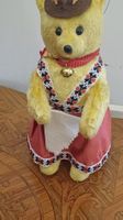Teddybär mit Tracht & Glocke, ca. 28cm