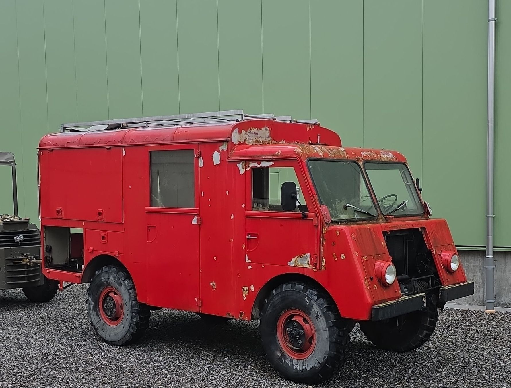 Mowag Autos: Feuerwehr Farzeug MOWAG  – Defekt aus Schmiedrued von Samuel.R