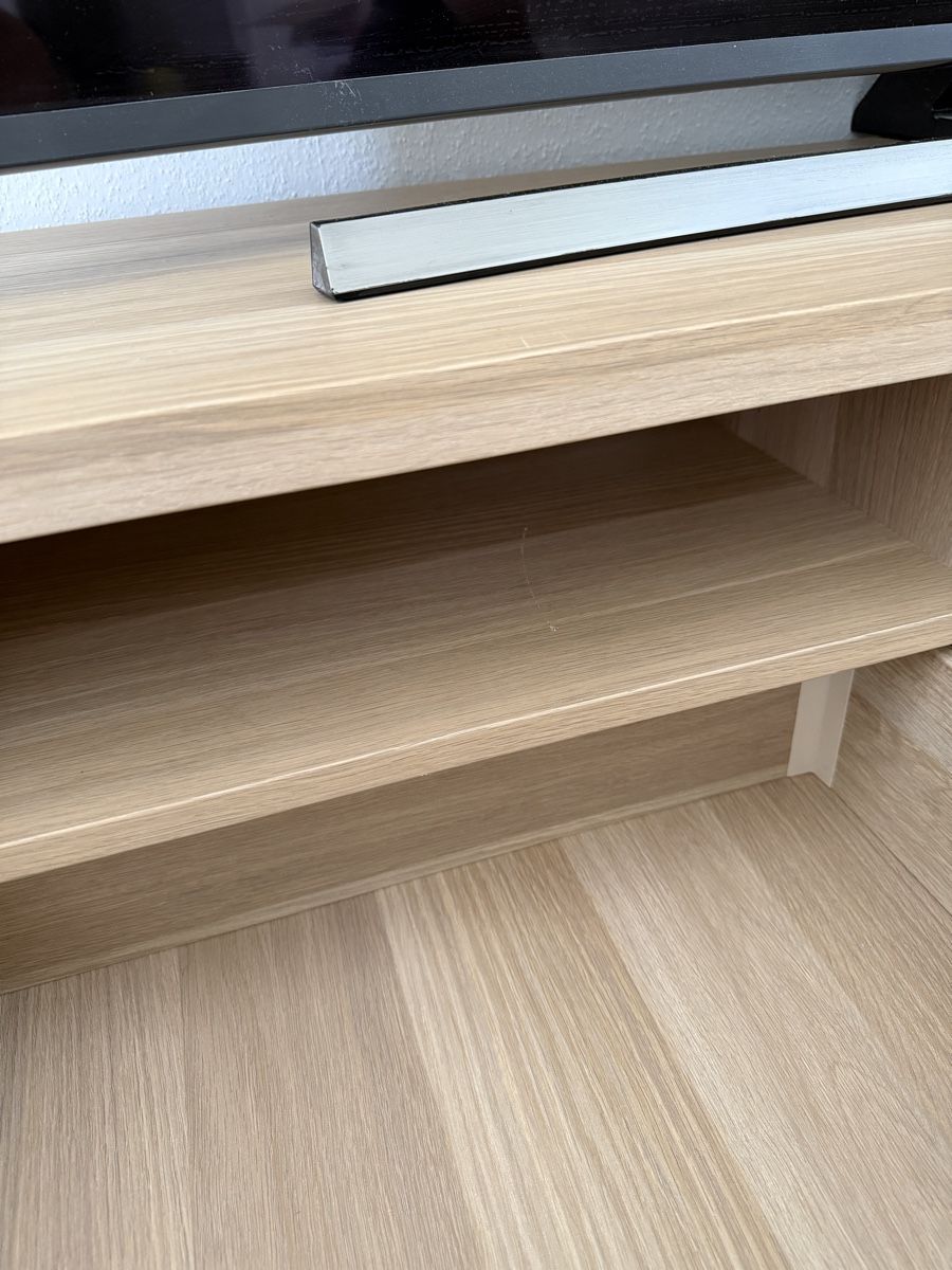 Ikea Mobili TV: IKEA TV Möbel  – Usato da Luzern venduto da AlinaParche 5