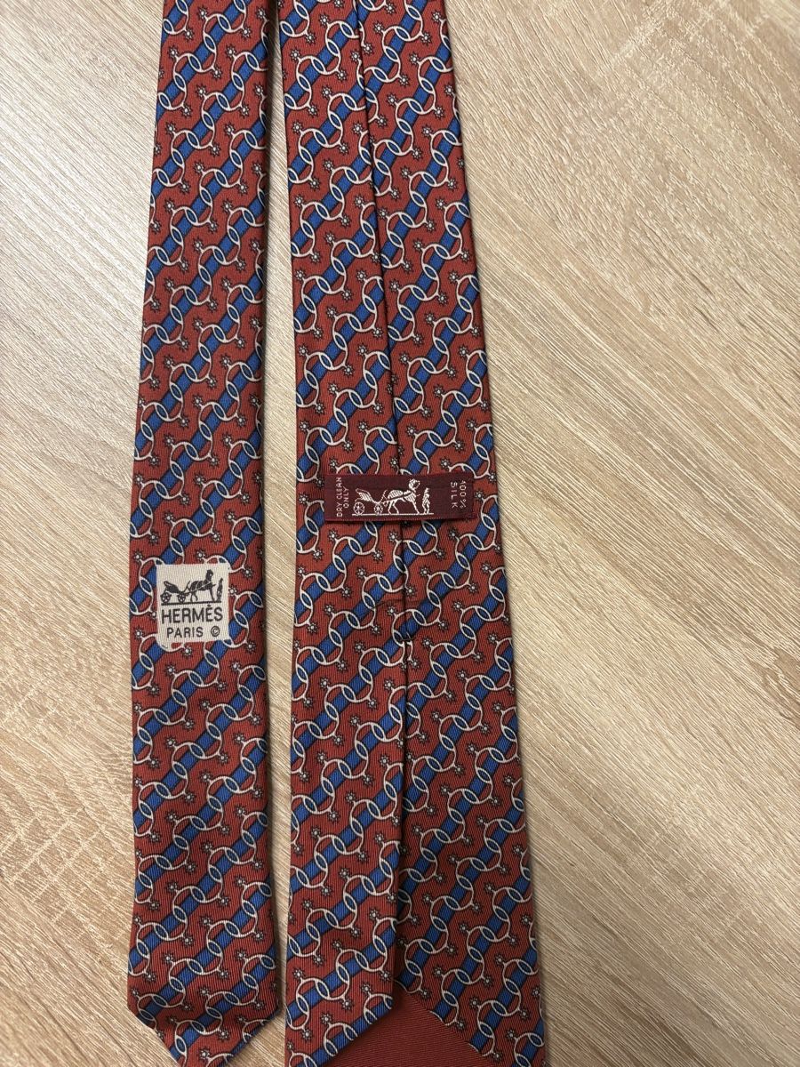 Hermès Cravatte: Hermes Krawatte – Usato da Rotkreuz venduto da Vintage_lover1 1
