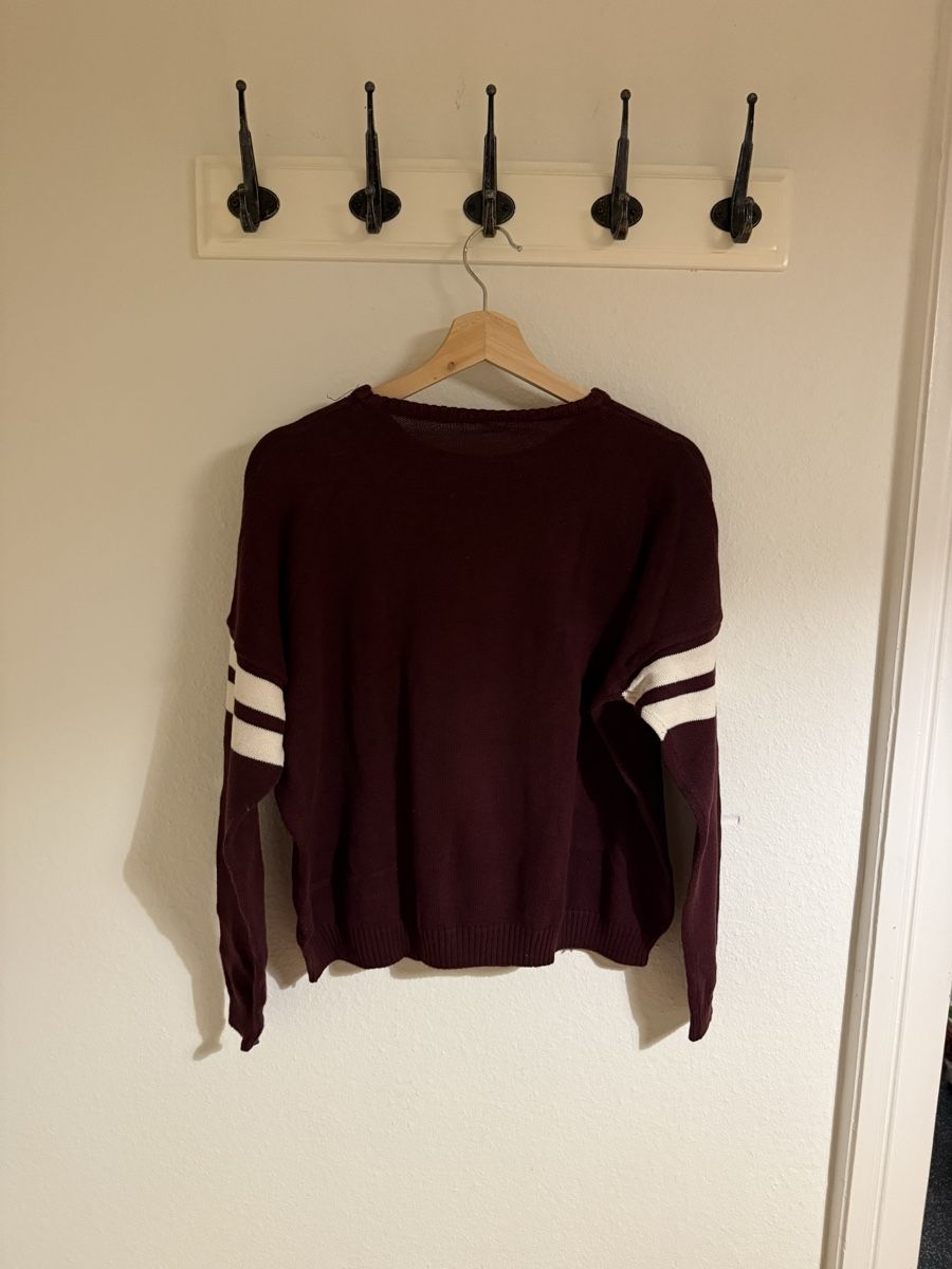 Brandy Melville Maglioni & Felpe: Dunkelroter Strickpullover von Brandy Melville, Onesize – Usato da Bern venduto da katystrophal 1