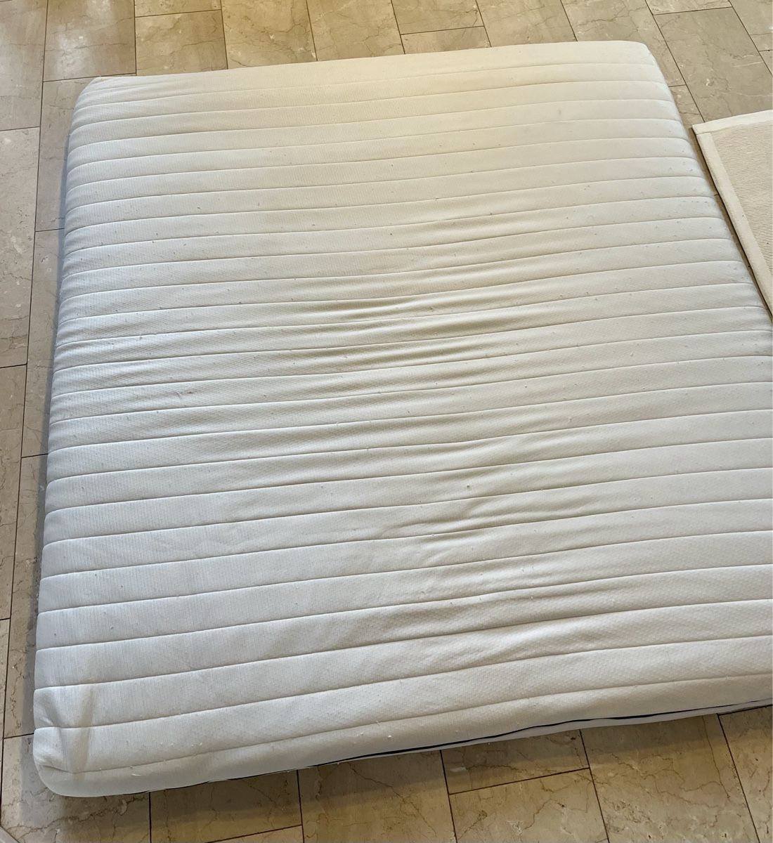 Materassi: Matratze 180 x 200 – Usato da Seuzach venduto da LamaLana 2