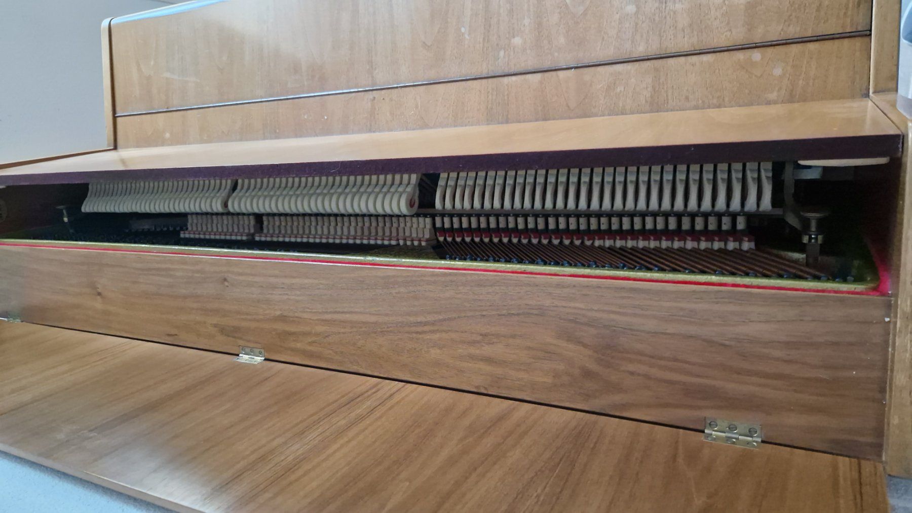 Strumenti musicali: Klavier Burger & Jacoby Modell 108 – Usato da Aristau venduto da Widiweb 5