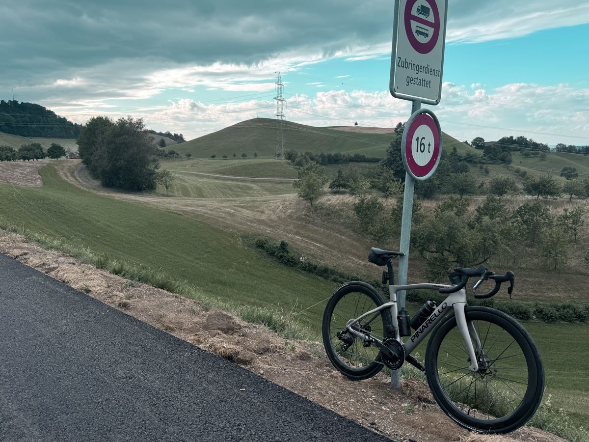 Pinarello Velos: Pinarello F5 2023 Gr. 46.5 – Neu (gemäss Beschreibung) aus Adliswil von Speed_Demon_420 1