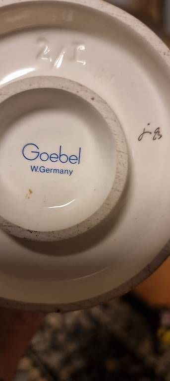 Tutte le decorazioni: Hummelfigur Geigerlein von Goebel – Usato da Kaufdorf venduto da Nati-Nati 1