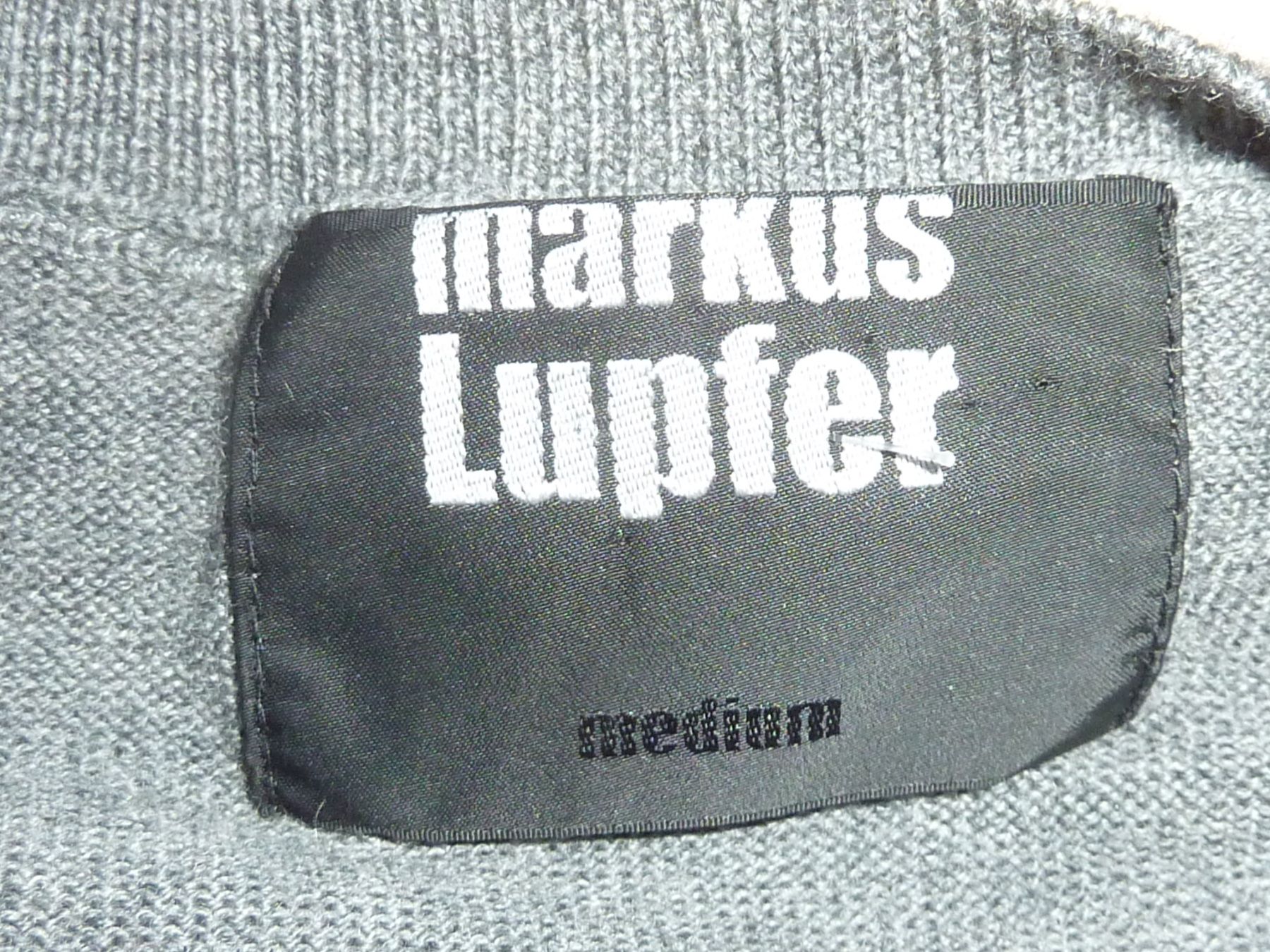 Maglioni & Felpe: pull gris avec une tête de mort en sequins  M MARKUS LUPFER – Usato da geneve venduto da chriztel 1