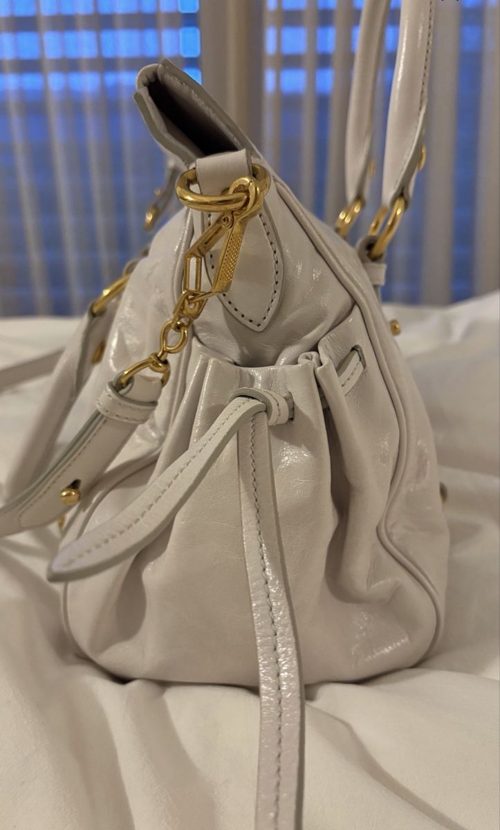 Miu Miu Borse da donna: Miu Miu Vitello Bag Weiss – Nuovo (secondo la descrizione) da Urdorf venduto da Lija.x 3
