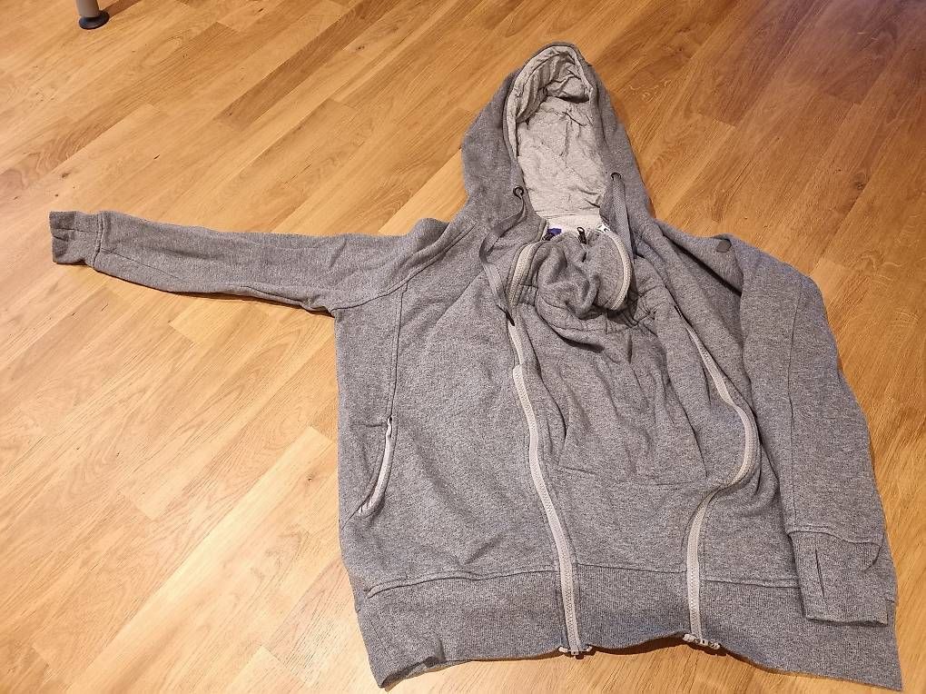 Pullover & Sweatshirts: Tragehoodie M – Gebraucht aus Walkringen von marielle.gehrig 3