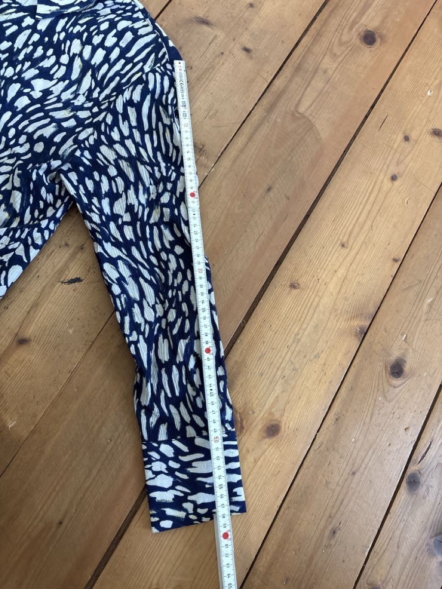 Mango Camicette: MNG Damen Bluse Gr. M, modern, blauweiss gemustert – Usato da Münchwilen TG venduto da BBJO 8