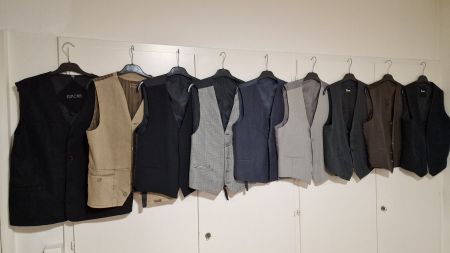 9 STÜCK DIVERSE WESTE WIE NEU ( GÜNSTİG KAUFEN )