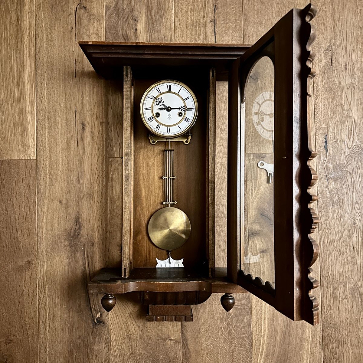 Orologi da terra & Orologi da parete: Antike Wanduhr mit Pendel – Usato da Sax venduto da kaulquappe01 2