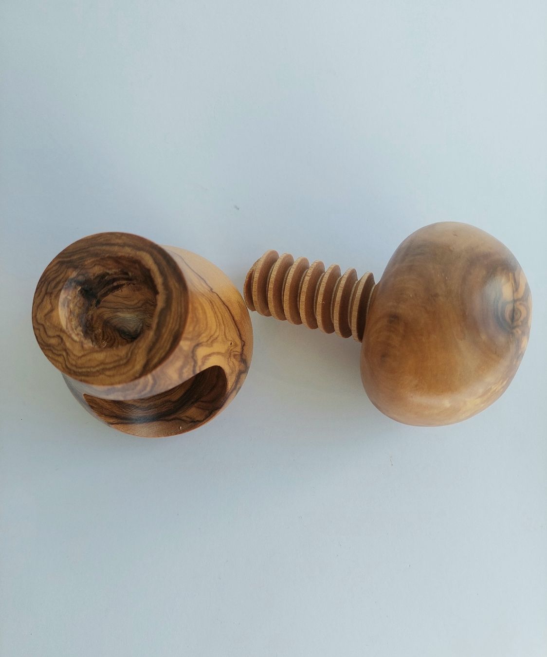 Articoli in legno: Olivenholz Nussknacker – Nuovo e nell'imballaggio originale da Hüntwangen venduto da Elyha 5