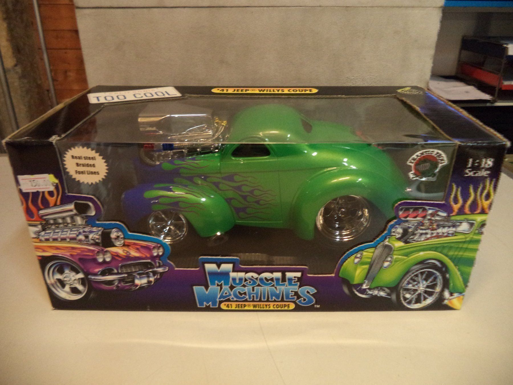 Modellini d'auto: MUSCLE MACHINES 41 JEEP WILLYS Coupe – Nuovo e nell'imballaggio originale da Rieden AG venduto da Wirth03 6