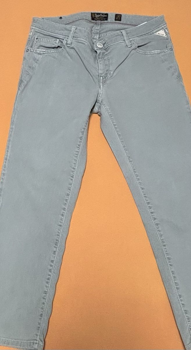 Replay Jeans: Replay 3/4 Jeans, hell grau-grün, Grösse 29 – Usato da Zollikerberg venduto da Jvac2 2