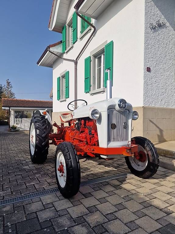 Trattori: Tracteur Ford 600 – Usato da Corcelles-Payerne venduto da gilbert_r