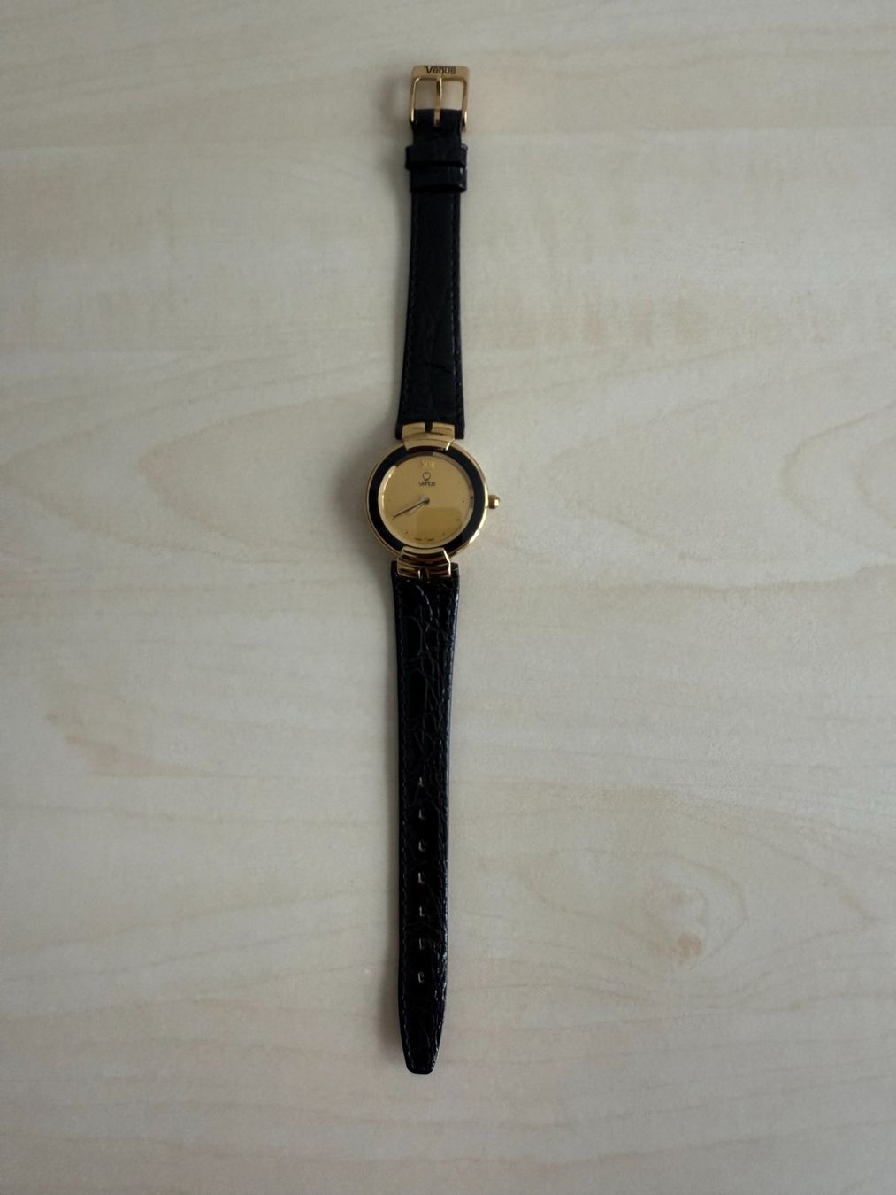 Venus Uhren: Damen Uhr - VENUS, swiss – Neu und originalverpackt aus Zug von Cry71 2